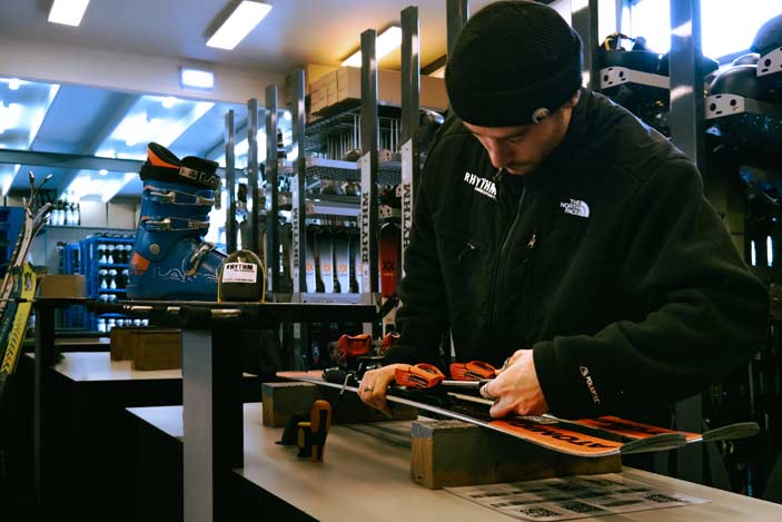 Buying vs Renting Snow Gear Guide: What's Right for You?