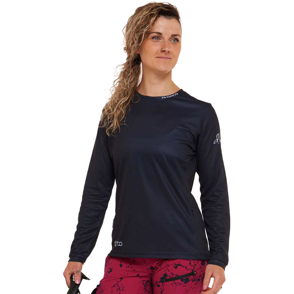 Dharco Women\u0026#039;s Mountain Bike Clothing Australia DHaRCO Ladies 3/4  Jersey And Gravity Shorts Review BikeRadar, image size:1000x1000