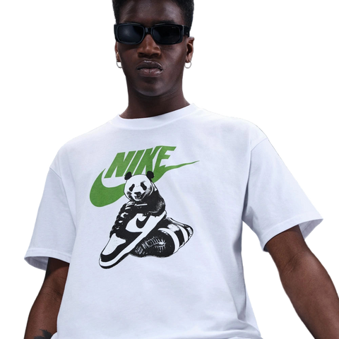 Cropped front lifestyle image of the Sportswear Dunk Tee in White