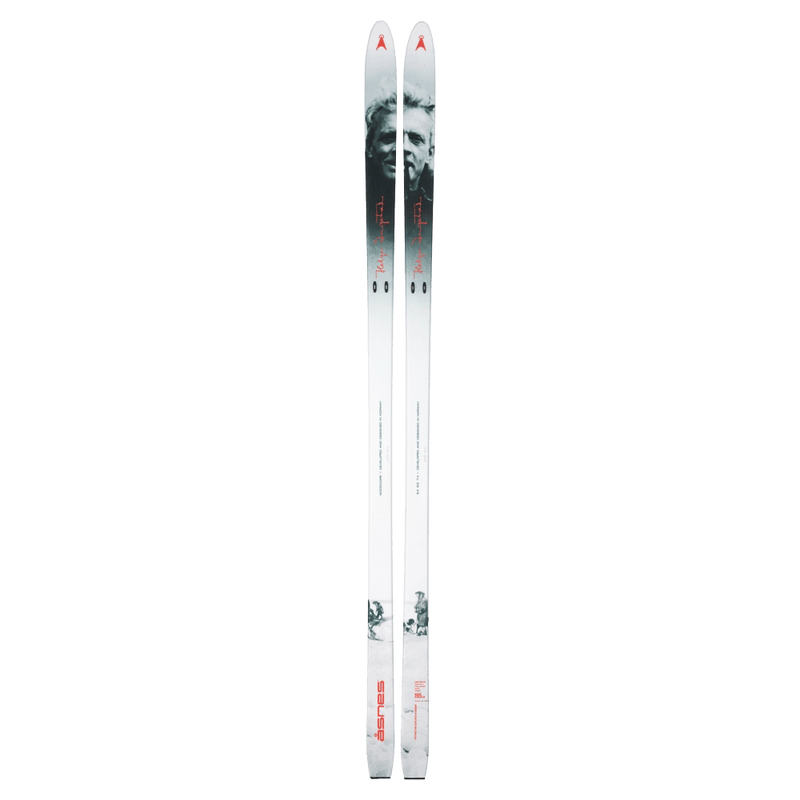 Main view of the Asnes Ingstad Backcountry Ski