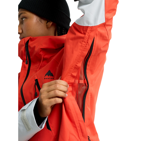 Reserve Gore-Tex Snowboard Jacket - Womens