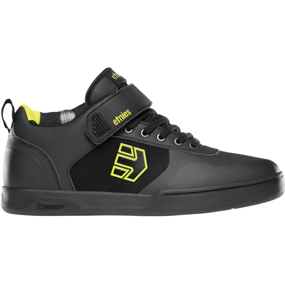 Men's mountain bike shoes in black with lime green logo.