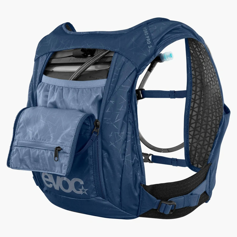 Back pockets view of the Evoc Hydro Pro 3 Hydration Bladder 1.5 in Denim colourway, unisex's model