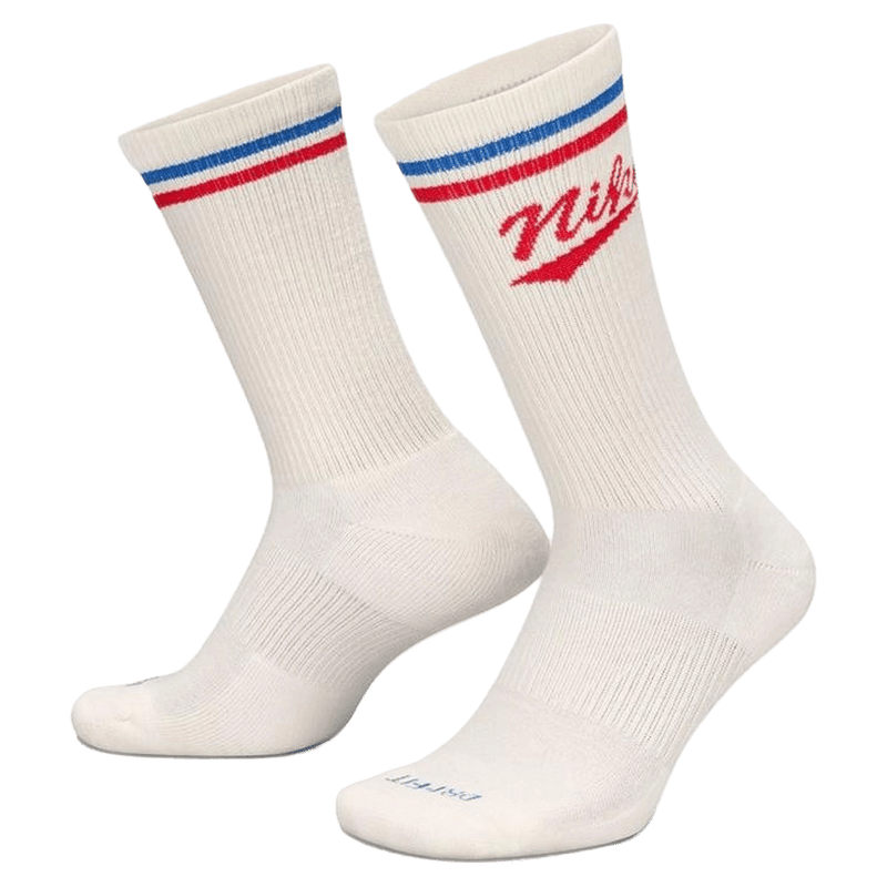 Main view of the Nike Everyday Plus Crew Socks in White colourway, unisex model