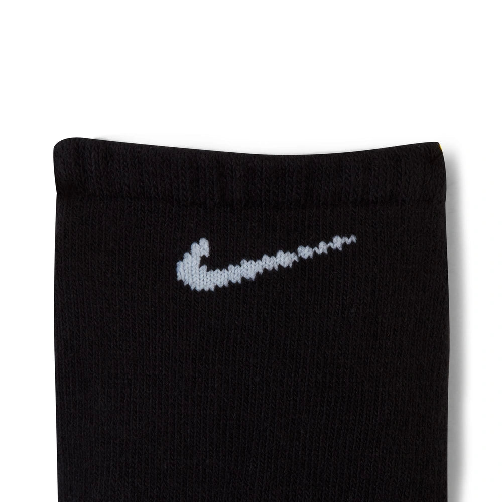 Detail image of the Nike Everyday Cushioned No Show Socks 3 Pack in Black