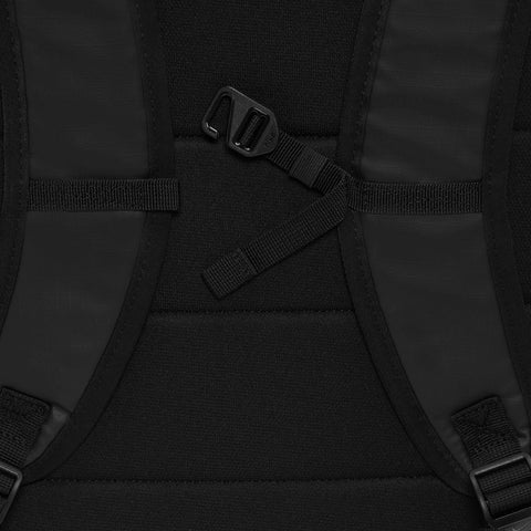 Image of the chest strap on the Heritage Backpack - Winterized Eugene in Black