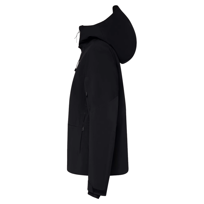 Side view of the Oakley Canopy Insulated Jacket in Blackout colourway, women model