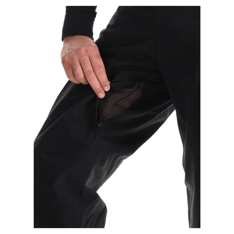 Vents view of the Oakley Canopy Insulated Ski Pants in Blackout colourway, men's model