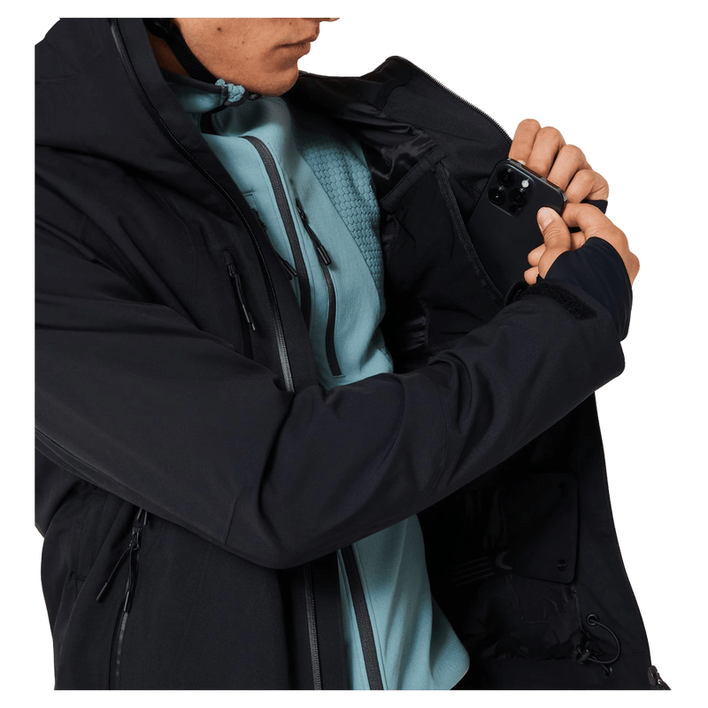 Inside pocket view of the Oakley Kendall Rc Shell 2.0 Ski Jacket in Blackout colourway, men's model