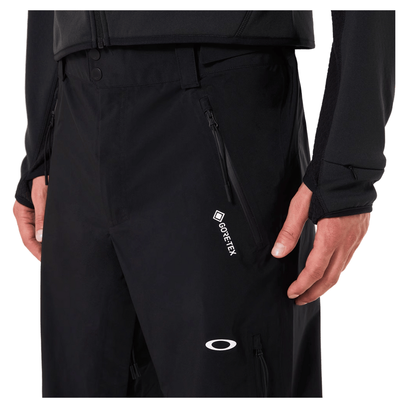 Detail view of the Oakley Unbound Gore-Tex Shell 2.0 Ski Pants in Blackout colourway, men's model