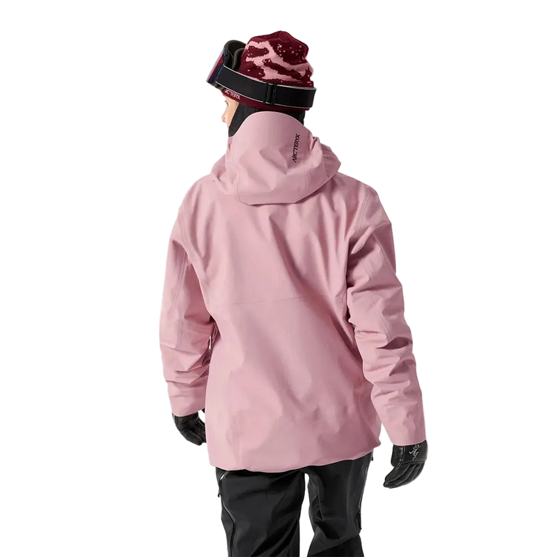 Rear view of the Sentinel Ski Jacket in Bliss Black.