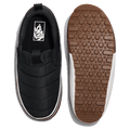 vans mte quilted snow lodge slipper top and sole view