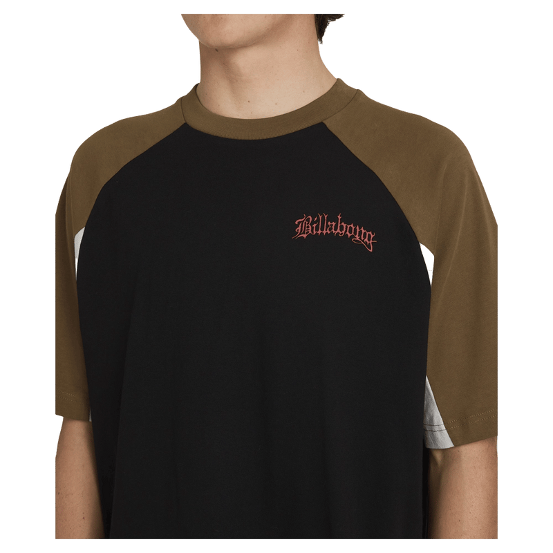 Front close view of man wearing the Billabong Immortal System OG Tee in black