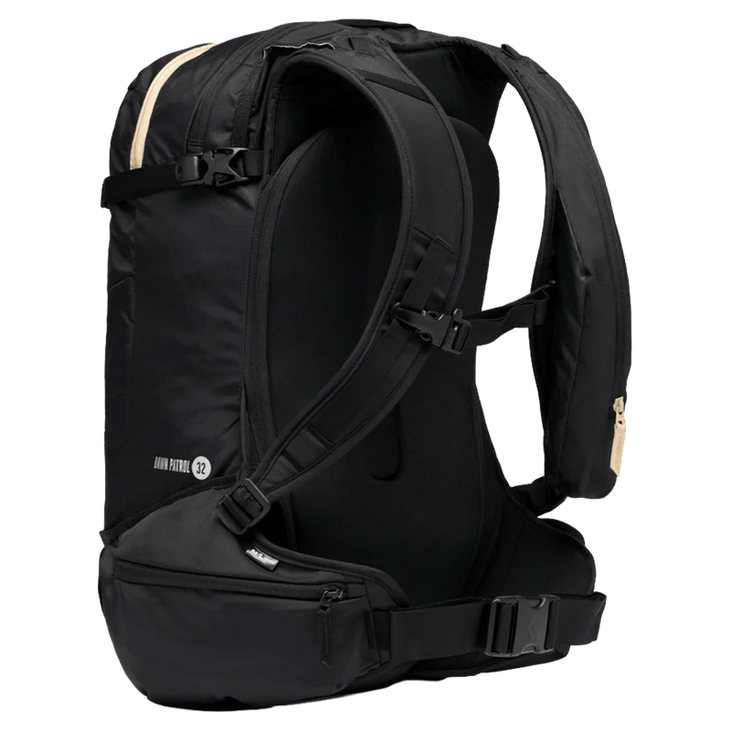 Back view of the BLACK DIAMOND Dawn Patrol 32 Backpack Black Bags, 26/27 's model