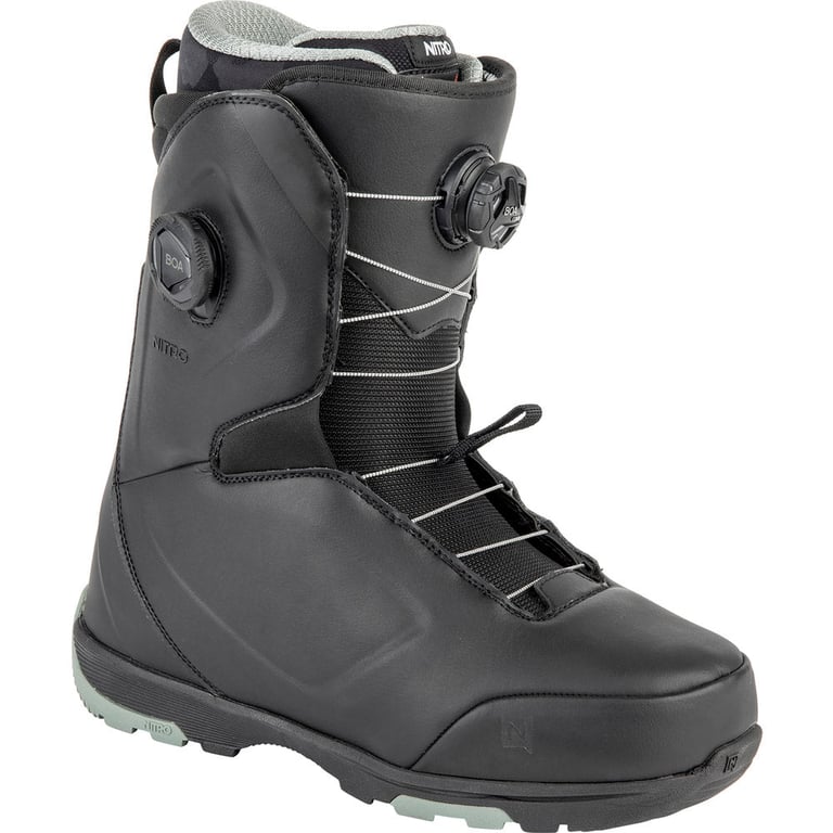 Nitro Club Boa black snowboard boot with dual Boa lacing system and grey sole accents.