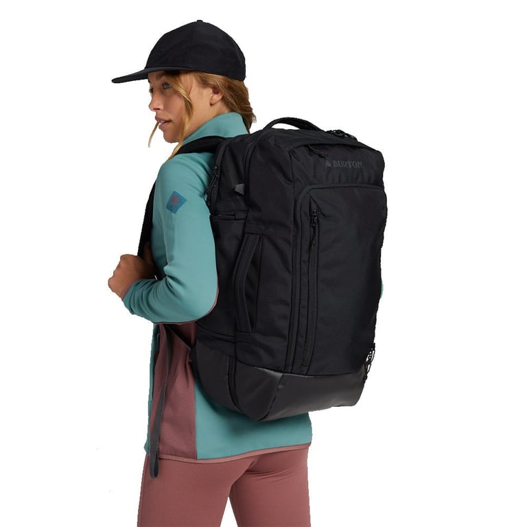 Burton Multipath 27L Travel Pack | Rhythm Snowsports.