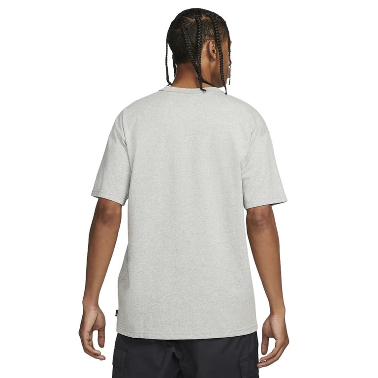 Sportswear Premium Essentials Tee
