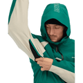 Beyond Medals Nostalgia 2L Snowboard Jacket
