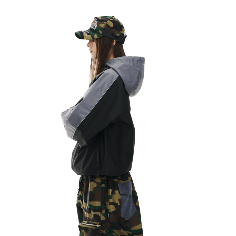 Light Weight Reflective Line Hooded Snowboard Jacket