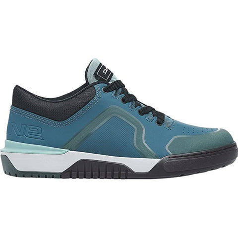 Dakine blue mtb shoes.