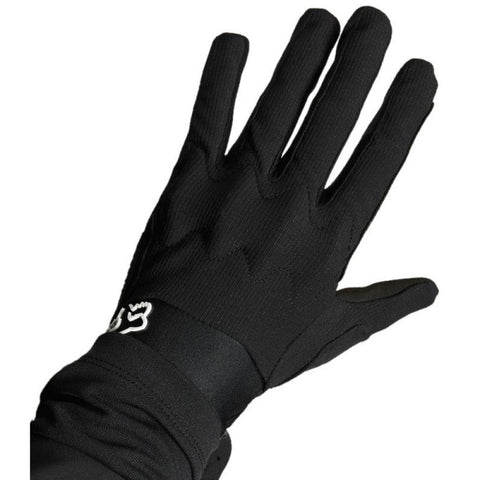 Fox defend gloves for mountain biking in black with padded knuckles.
