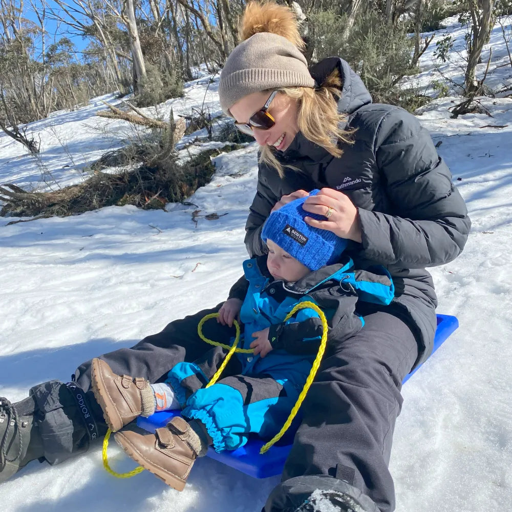 Tobogganning & Snowplay In the Snowy Mountains