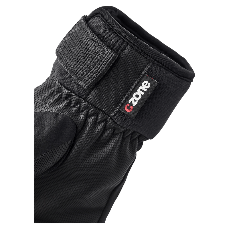 View of Hestra Ferox Primaloft 5 Finger in colour Black.