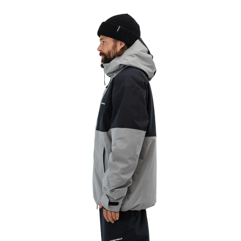 Side view of the Beyond Medals Fullzip 2L snowboard Jacket in Grey colourway, unisex's model