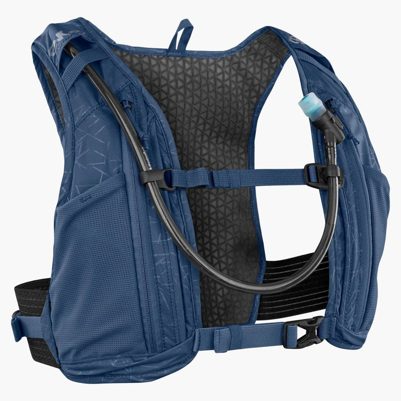 Front view of the Evoc Hydro Pro 3 Hydration Bladder 1.5 in Denim colourway, unisex's model