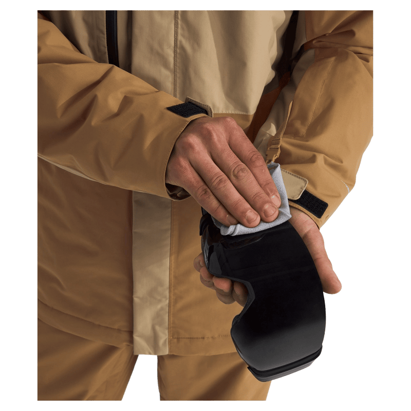 Man wearing The North Face Freedom Insulated Ski Jacket in Utility Brown-Khaki Stone