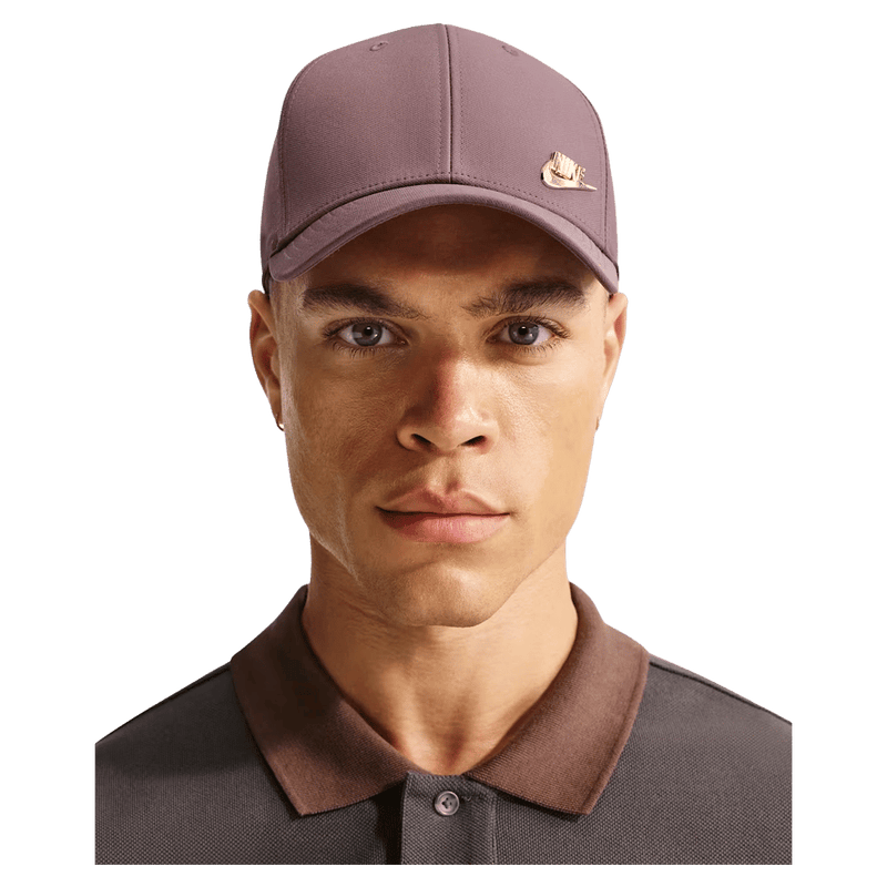 Front view of the Nike Club Down Puffer in Black colourway, unisex model