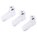Main view of the Nike Everyday Essential Socks in White colourway, unisex model