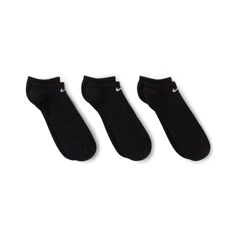 Right side image of the Nike Everyday Cushioned No Show Socks 3 Pack in Black