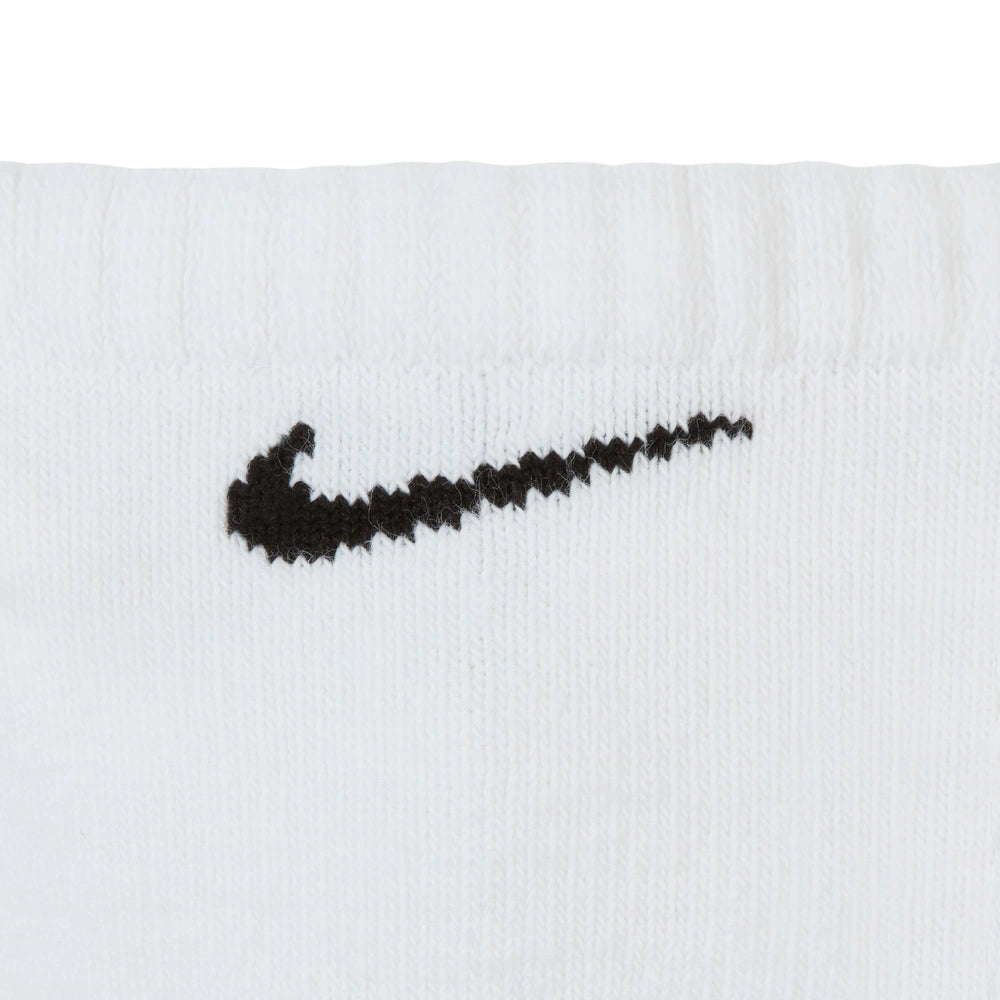 Detail image of the Nike Everyday Cushioned No Show Socks 3 Pack in White