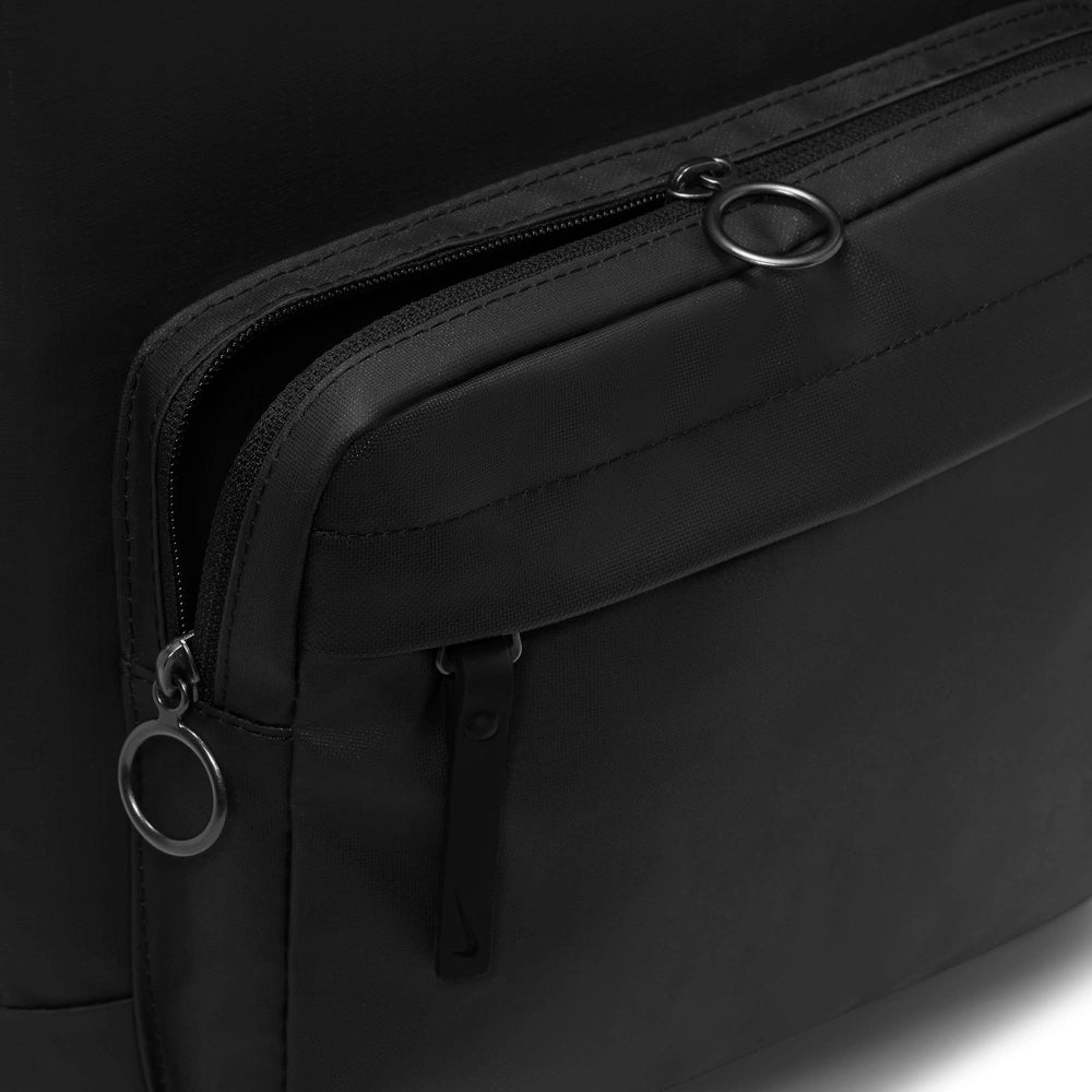 Small pocket image of the Heritage Backpack - Winterized Eugene in Black