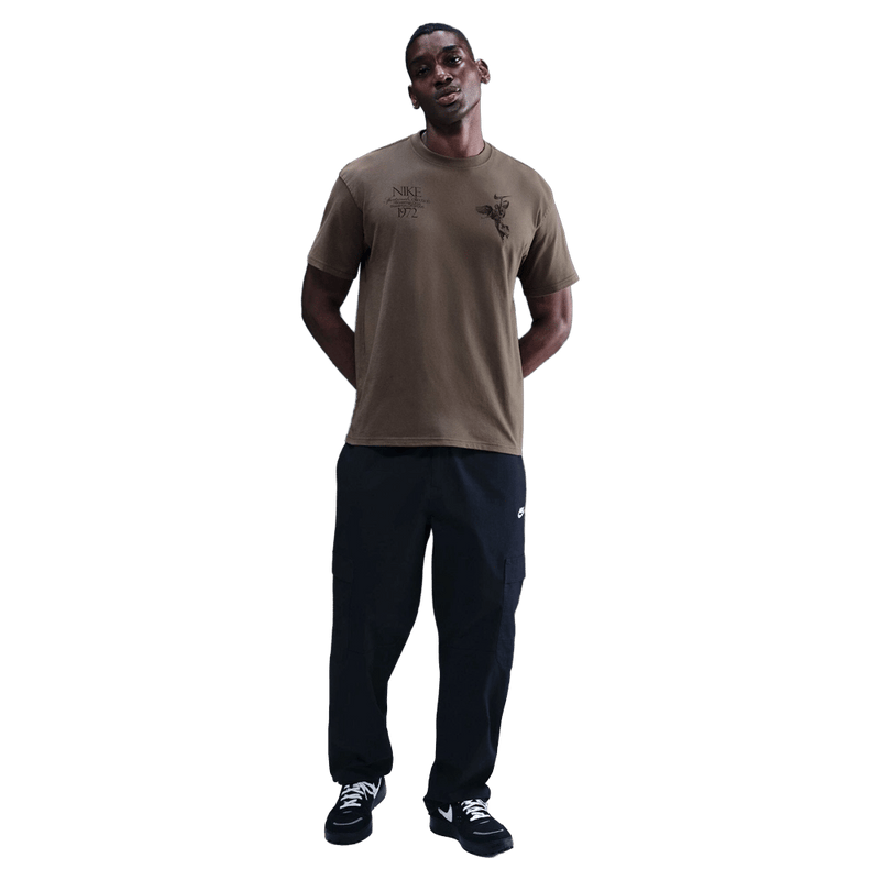 Front view of the Nike SB Max90 Tee in Ironstone colourway, mens model