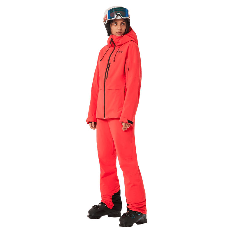 Front view of the Oakley Canopy Insulated Jacket in HIBISCUS RED colourway, women model