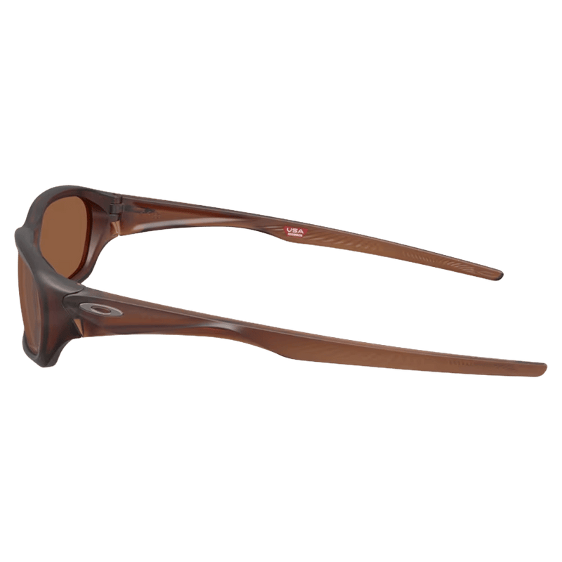 Side view of the Oakley Terraforma Sunglasses in Matte Rootbeer colourway, unisex's model