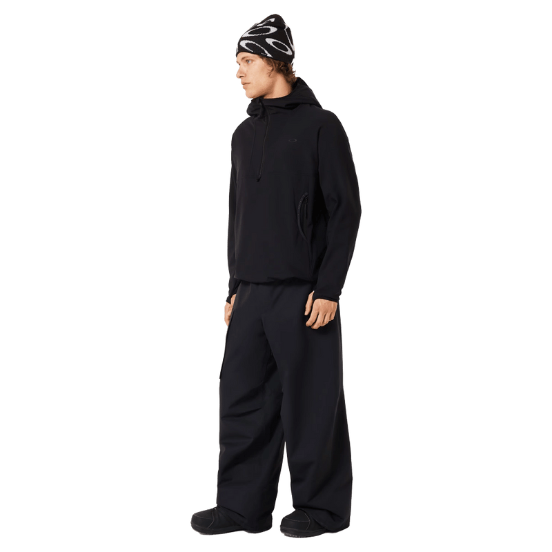 Front view of the Oakley Wintertide Softshell Hoodie in Black colourway, unisex's model