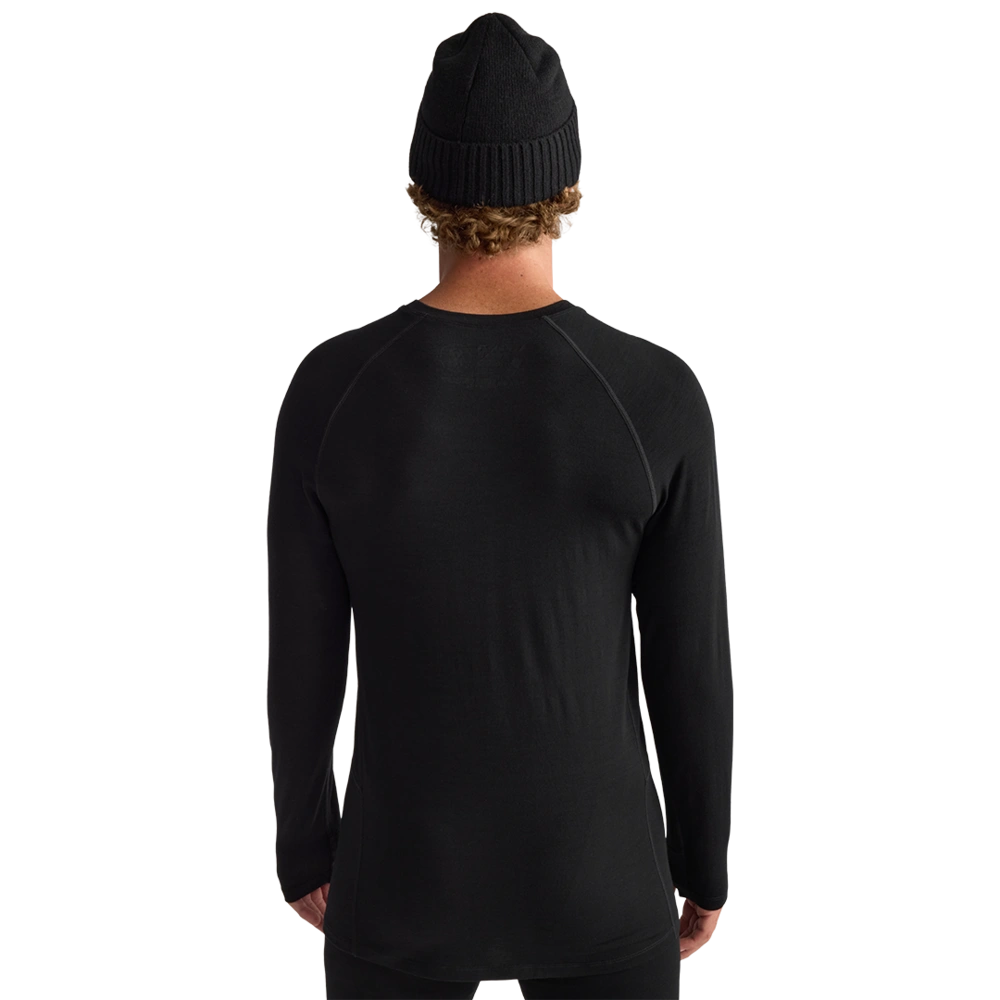 Back view of men wearing Oyuki 2026 Merino Thermal Longsleeve in black