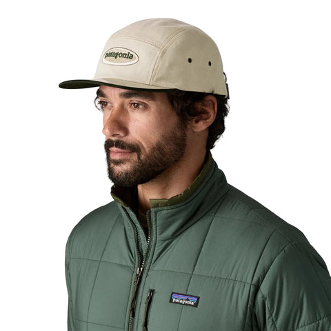 Front view of the Patagonia 2026 Graphic Maclure Hat in Pumice colourway