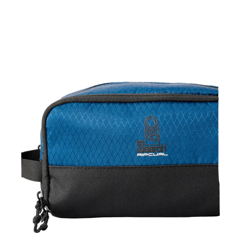 Detail image of the Rip Curl Groom Toiletry Bag in Light Navy