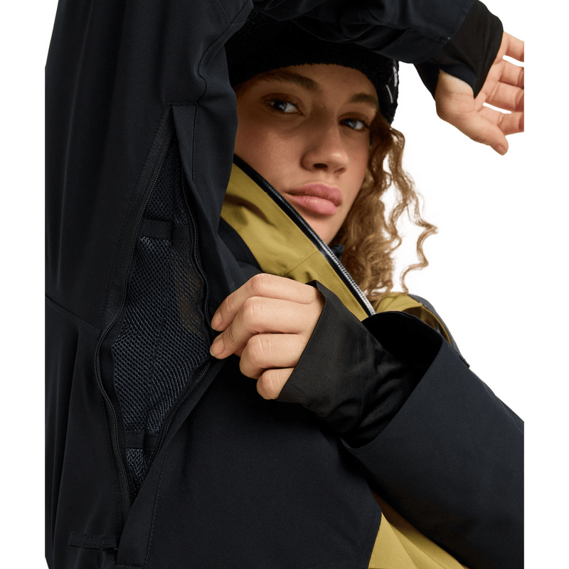 View of women in Roxy Wild Twist Snowboard Jacket - Womens in colour True Black.