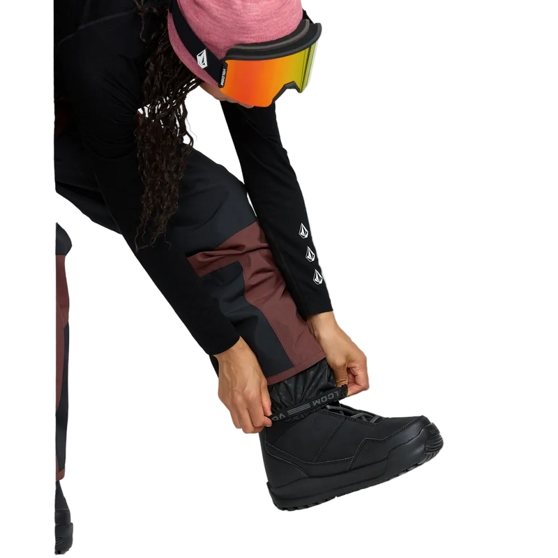 Image of the The Volcom Stone Mica 20K Snowboard Pants – Womens in Oxblood colourway. Features elasticated storm cuffs.