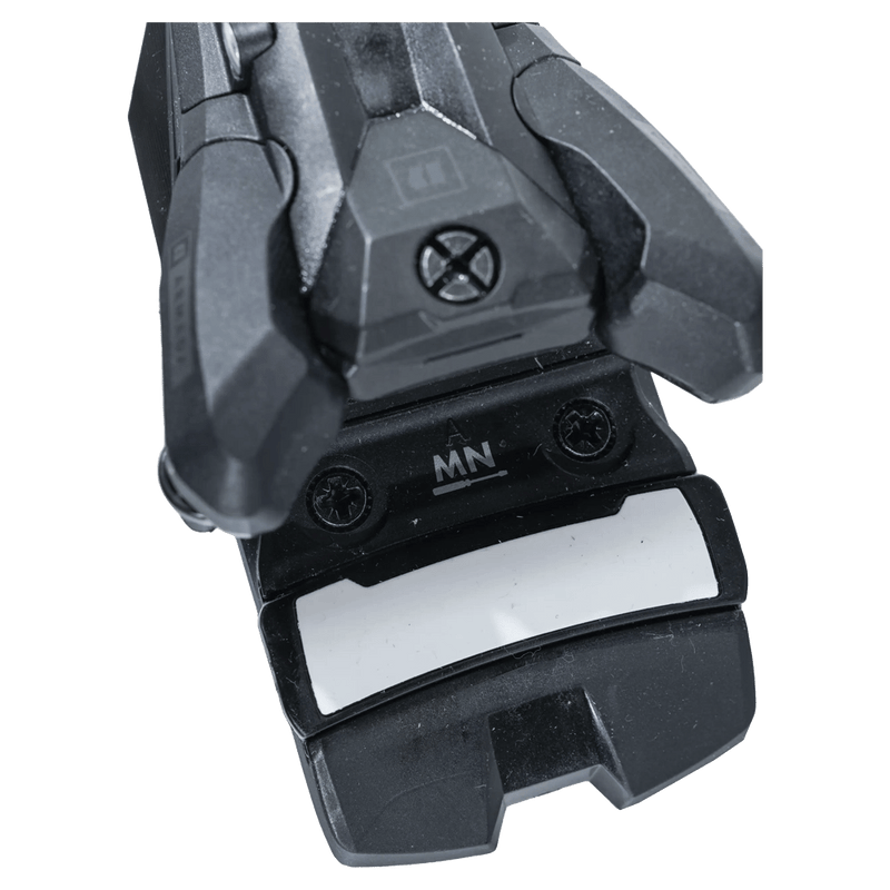 Detail view of the Armada Shift2 16 MN Ski Bindings