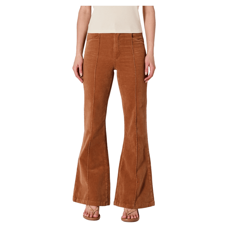 Front full view of women in Eastcoast Flare Deco Jeans in colour Teddy