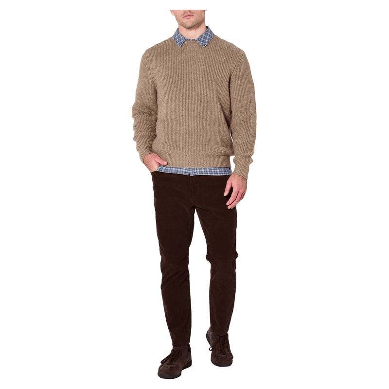 Front view of man in the Rollas Fishermans Tweed Crew in colour Linseed