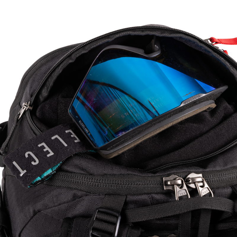Jones Higher 32L Backpack goggle pocket with electric goggles inside