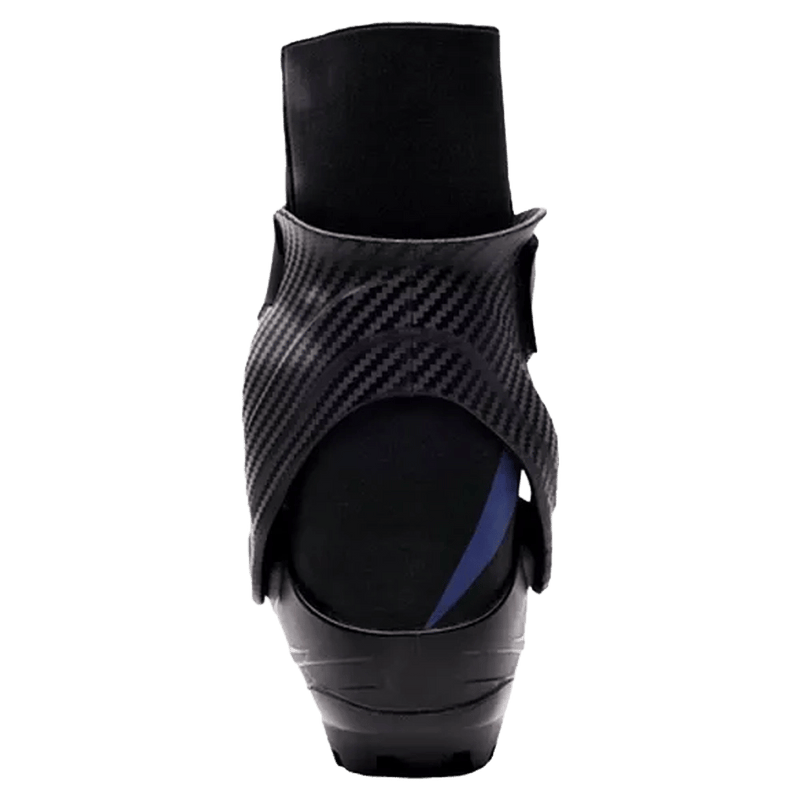 Rear view of a black Madshus Pulse Boa skate boot featuring a carbon fiber heel cuff and blue accent.