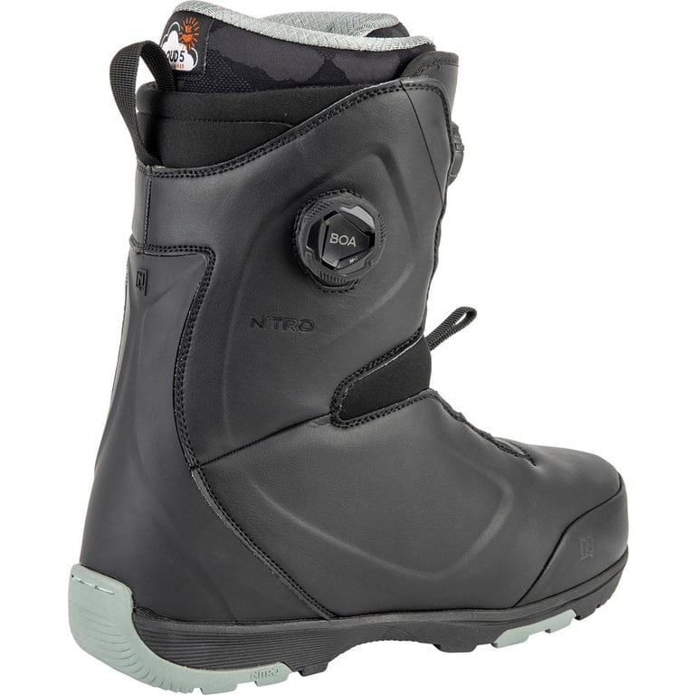 Nitro Club Boa black snowboard boot with dual Boa dials, rear side view showing synthetic shell and Cloud 5 liner.